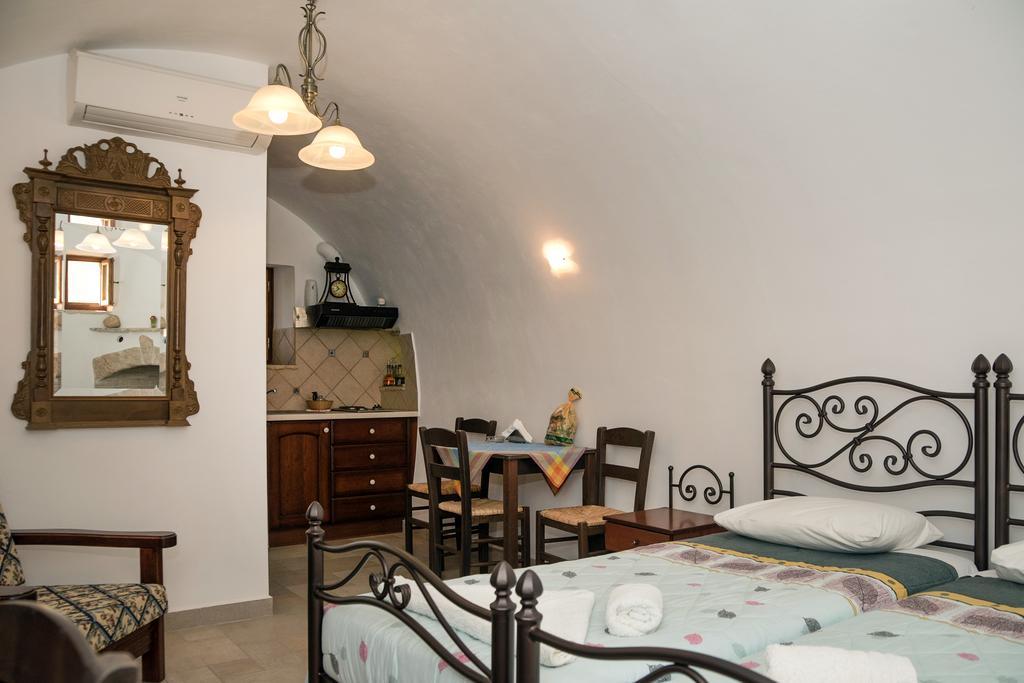 Kapetan Manwlis Apartment Kato Khora ภายนอก รูปภาพ